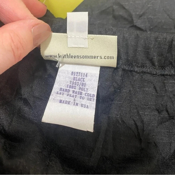 NWT Kathleen Sommers Black Pants Crinkle Wrinkle Crop Lagenlook L Pull On - Picture 5 of 6